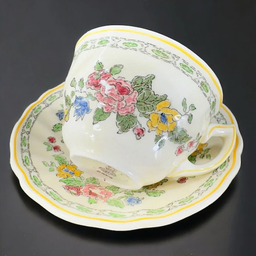 Antique Royal Doulton The Cavendish‎ Porcelain Teacup And Saucer Set England VTG